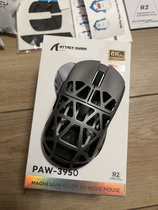 Продам игровую мышь Attack Shark R2