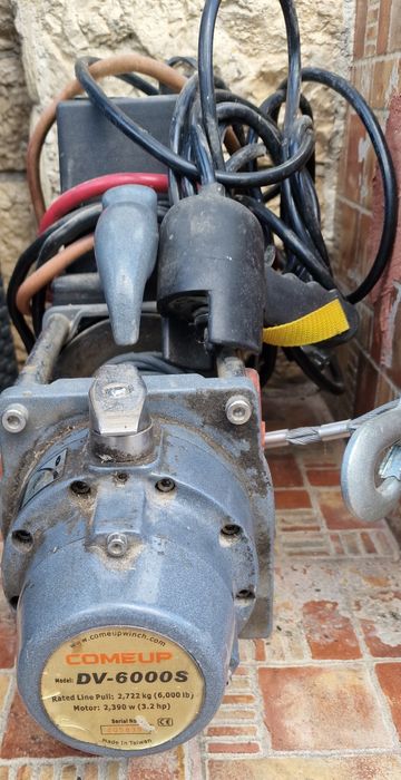 Troliu Auto 12 V