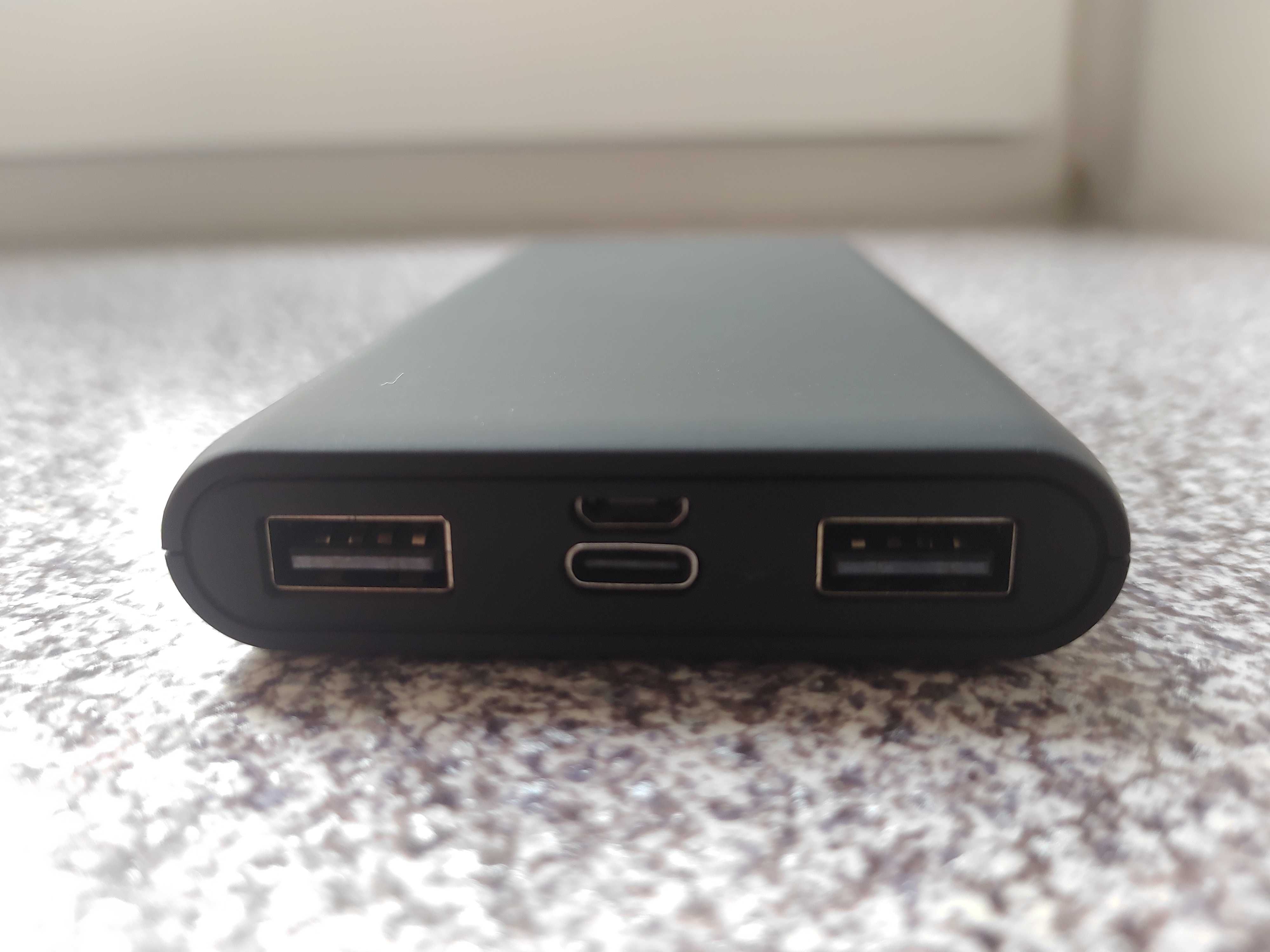 Мобильный аккумулятор (Power Bank) 4000 mAh
