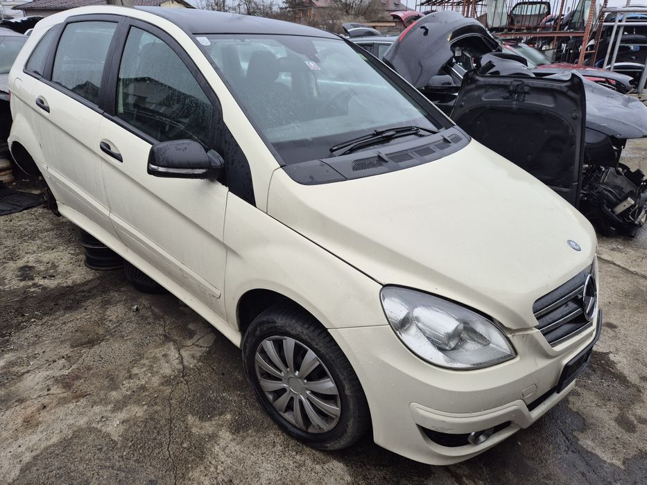 Dezmembram Mercedes B Class W245 2007 180cdi Automat