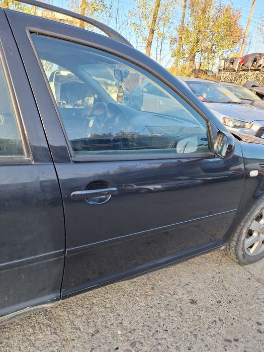 Usa portiera fata dreapta VOLKSWAGEN GOLF IV Variant 1J5 1999 - 2006 ,