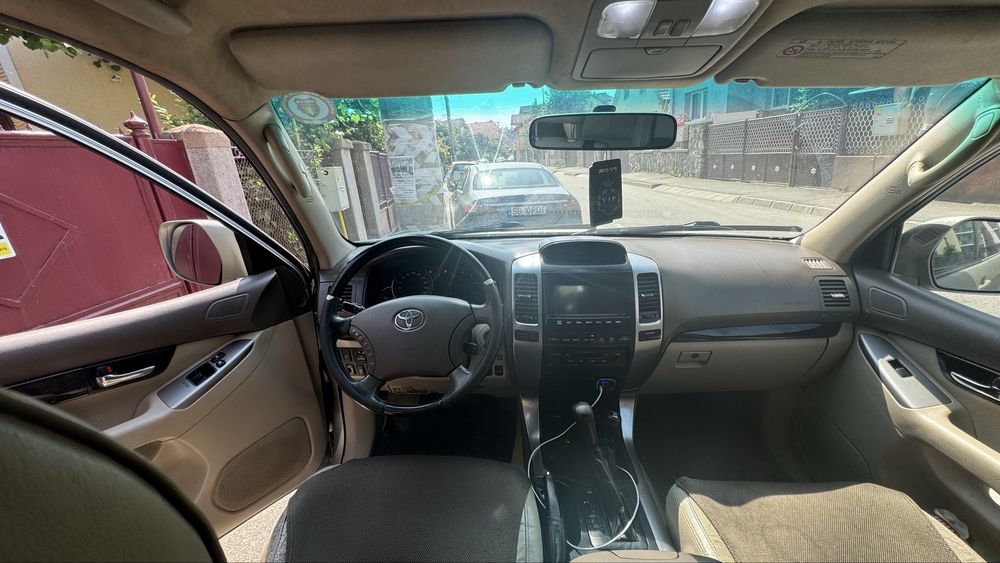 Toyota Land Cruiser 125