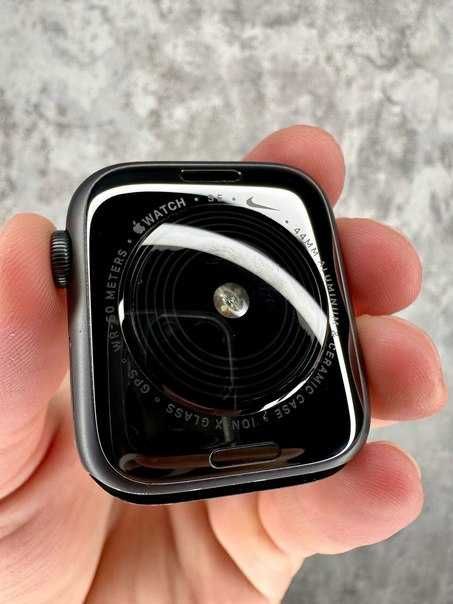 Apple Watch Nike SE 44mm