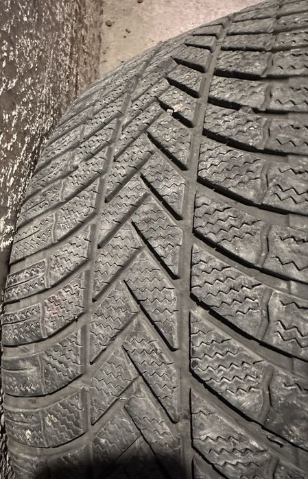 Зимни гуми Bridgestone