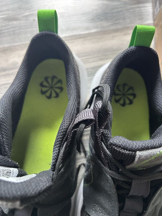 Маратонки Nike номер 37,5