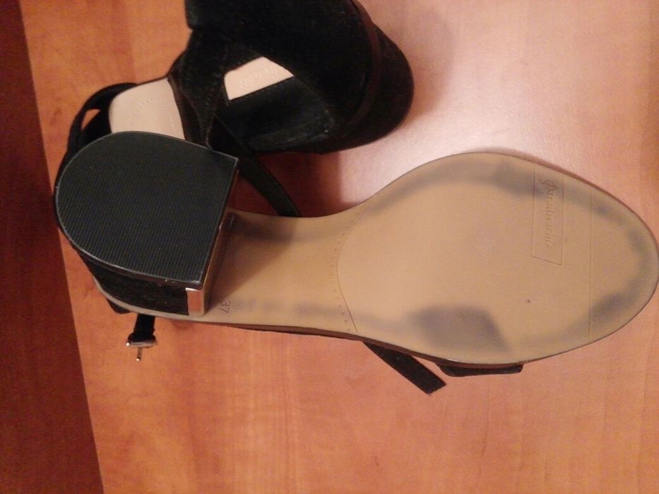 Sandale Stradivarius