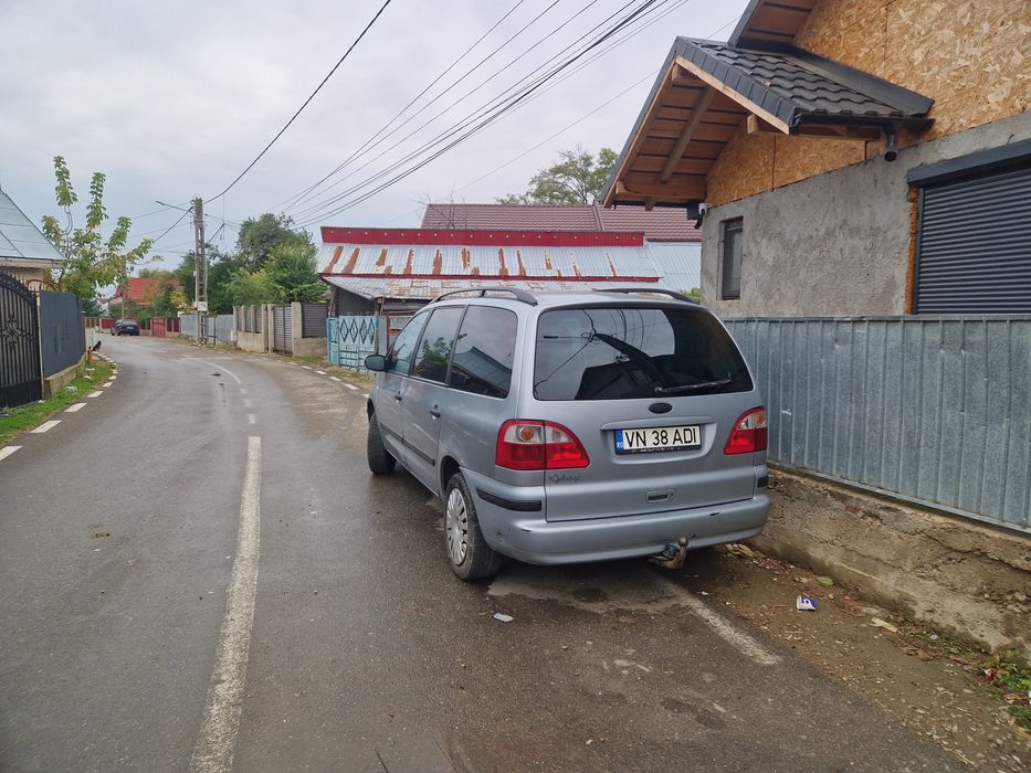 Vand Ford galaxy din 2005 decembrie,stare buna de functionare