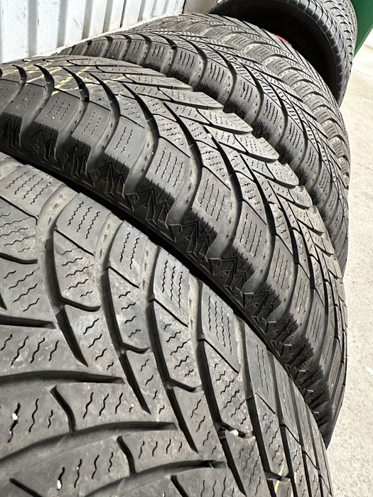Set anvelope 195/65 R15 PIRELI iarnă ( m+s )