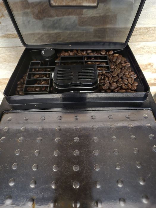 Espressor automat DeLonghi Cappucino ECAM 23.460B