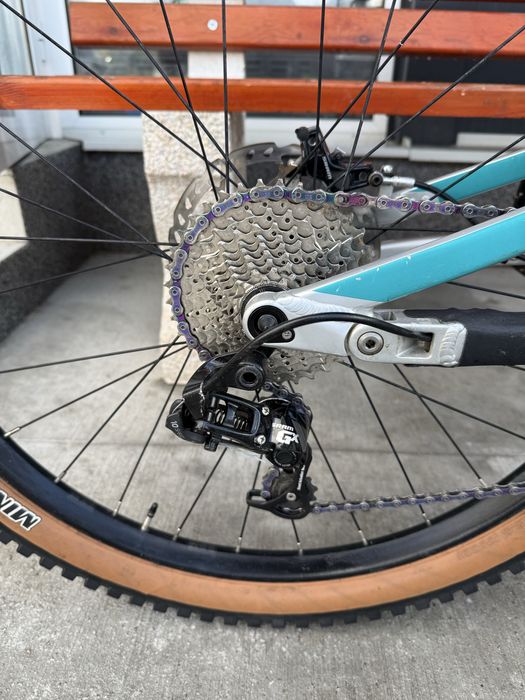 Планински велосипед Мекица Cube за скачане. 27.5/M