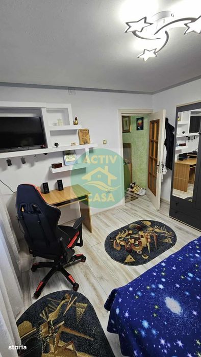 Apartament 3 camere si 2 bai si2 balcoane , etaj 3