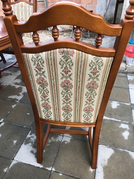 Трапезна маса със 6 стола