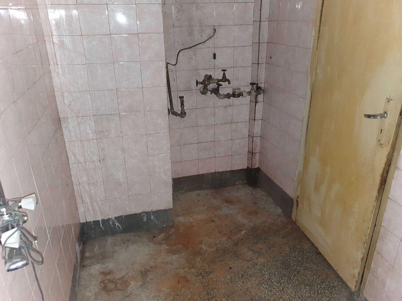Продава се Двустаен апартамент в Казанлък - 58 кв.м за 1100 €/кв.м - Снимка #6