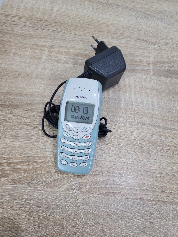 Nokia 3410 telefon de colectie funcțional