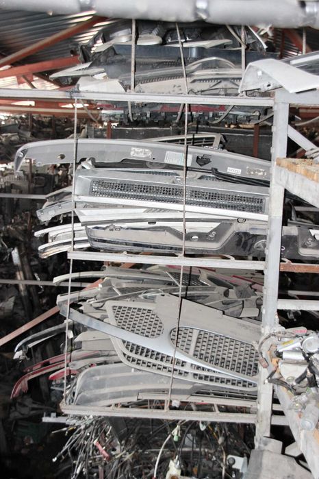 маска и предна решетка / маски и решетки  за автомобили и джипове