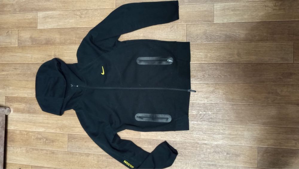 кофта найк нокта