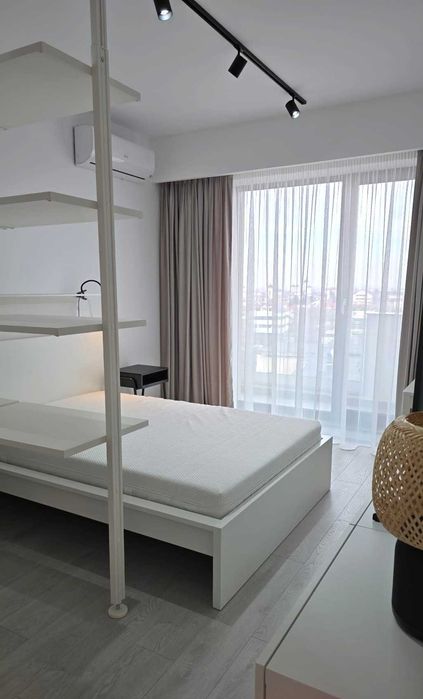 Proprietar, inchiriez garsoniera spatioasa si moderna in Novum Pacii