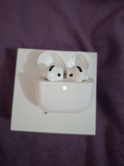 Vand Casti Apple AirPods 4, Active Noise Cancellation