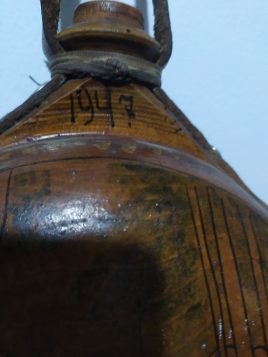 Стара дървена бъклица  1947