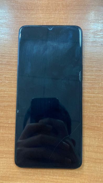 Vivo Y04 256гб торг есть