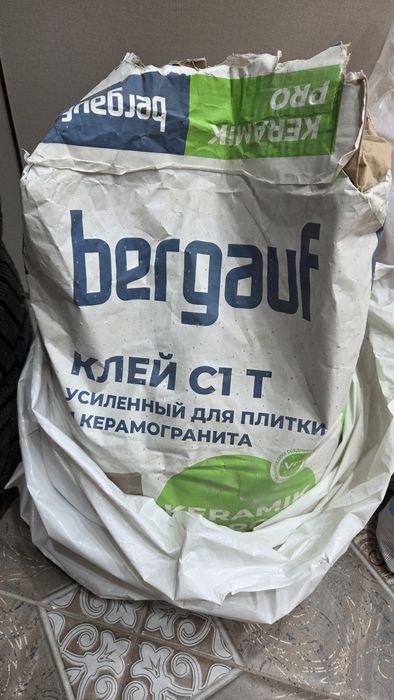 Шпатлёвка, затирка, клей