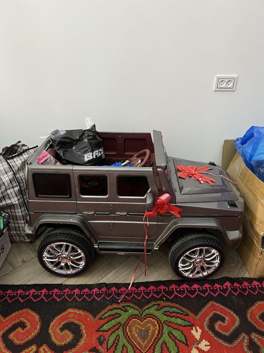 Автомобиль электрический