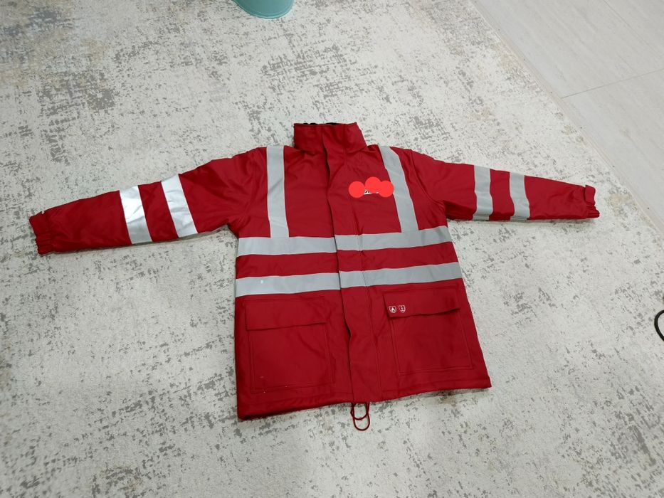 Продам куртку водонепроницаемый