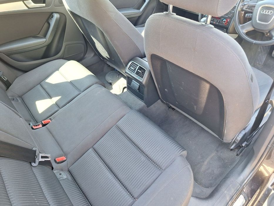 Dezmembrez AUDI A4 IV Avant 8K5, B8 2011 2.0 TDI CAGA 105KW|143HP