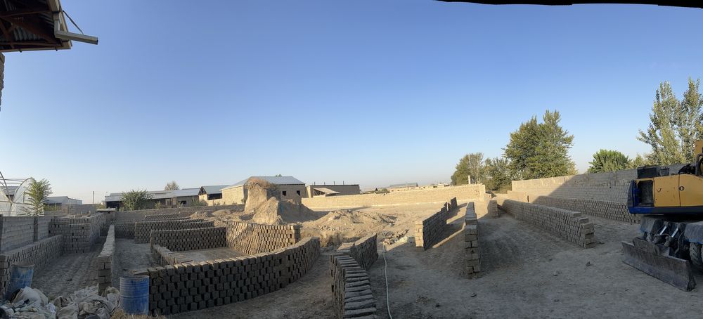 Лойблок сифатга ега размер 36x16 йетказиб бериш хизмати мавжуд .