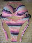 Vand costum de baie nou, potrivit pentru marimea M - 80 lei