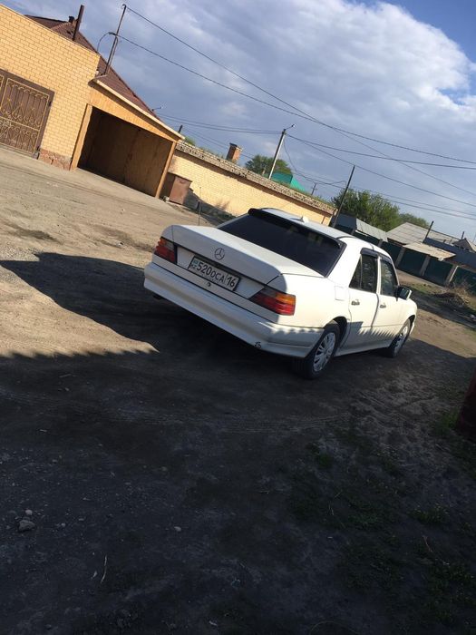Продам мерседес w124