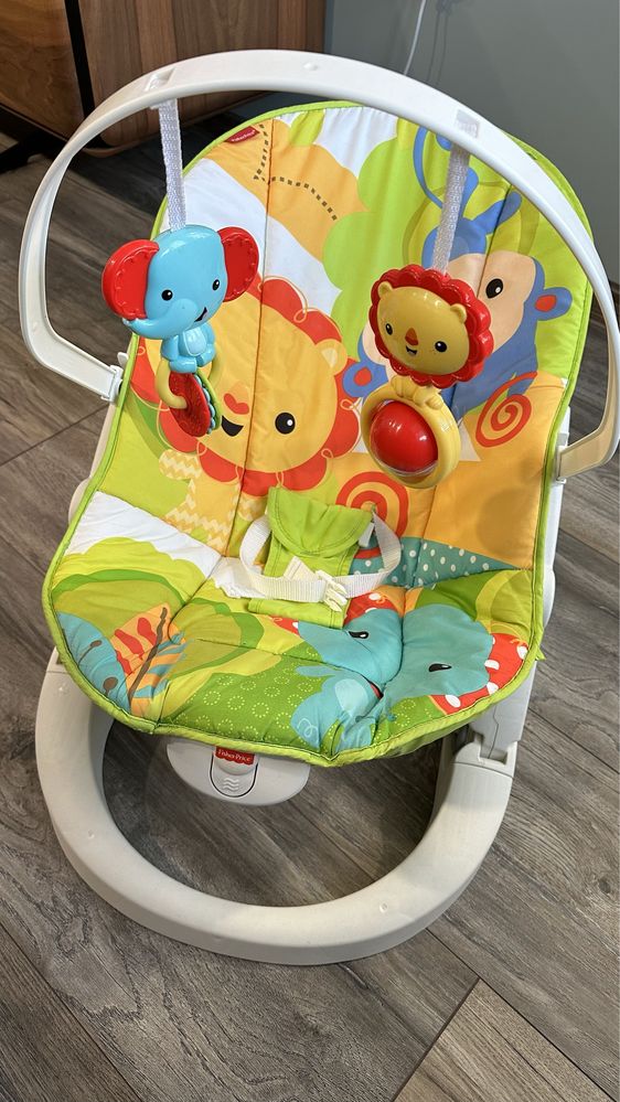Шезлонг fisher price