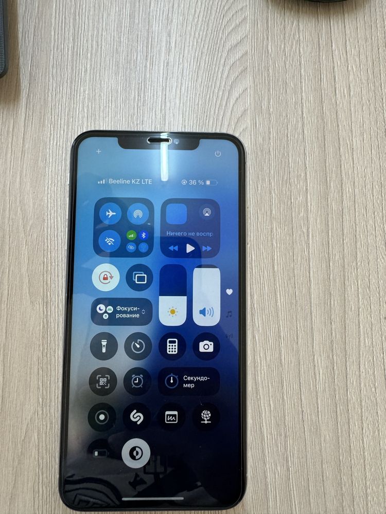 Продам Iphone XS max 256 срочно