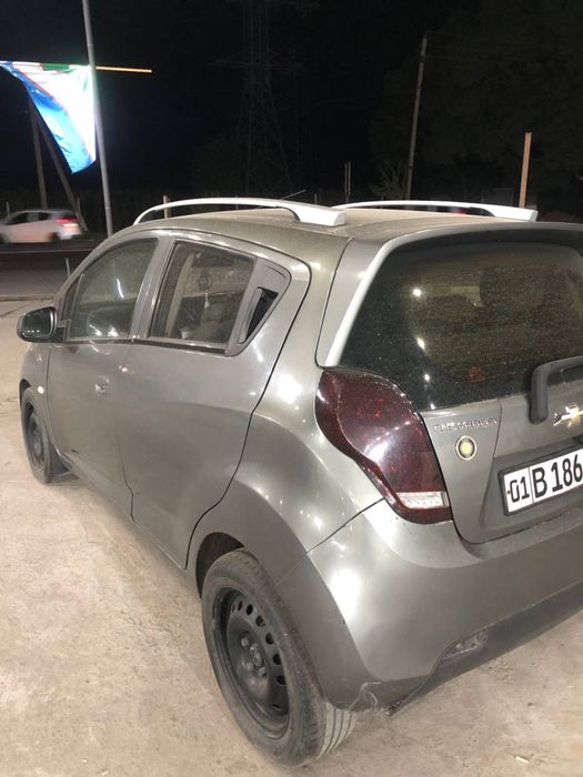 Продаеться chevrolet spark 2016 механика