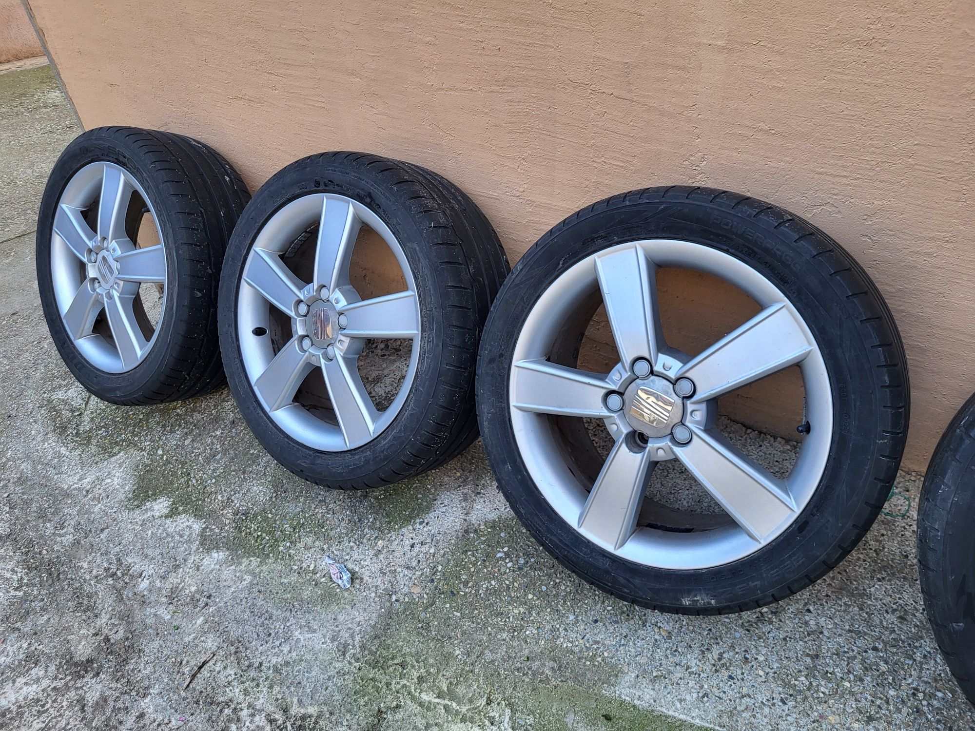 Jante seat 225 45 R17 (vw,Audi,Skoda)