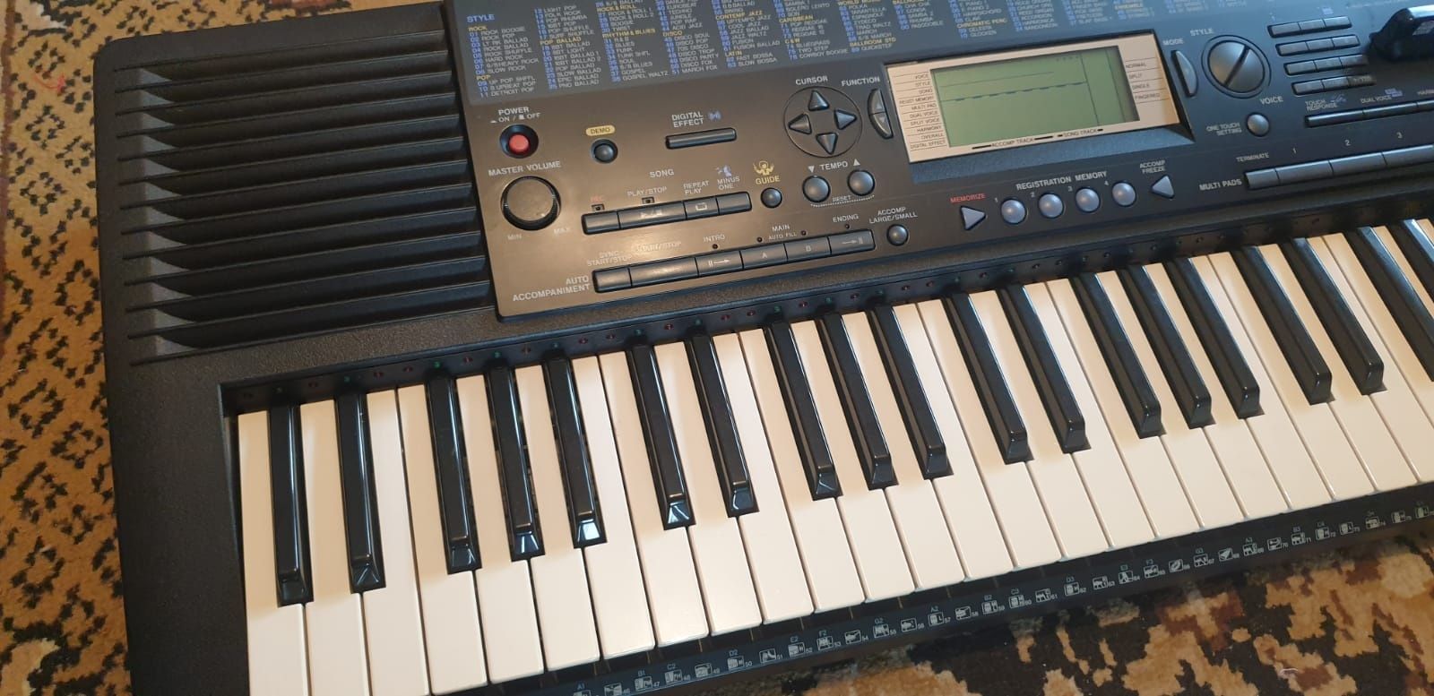 Orga Yamaha psr 420