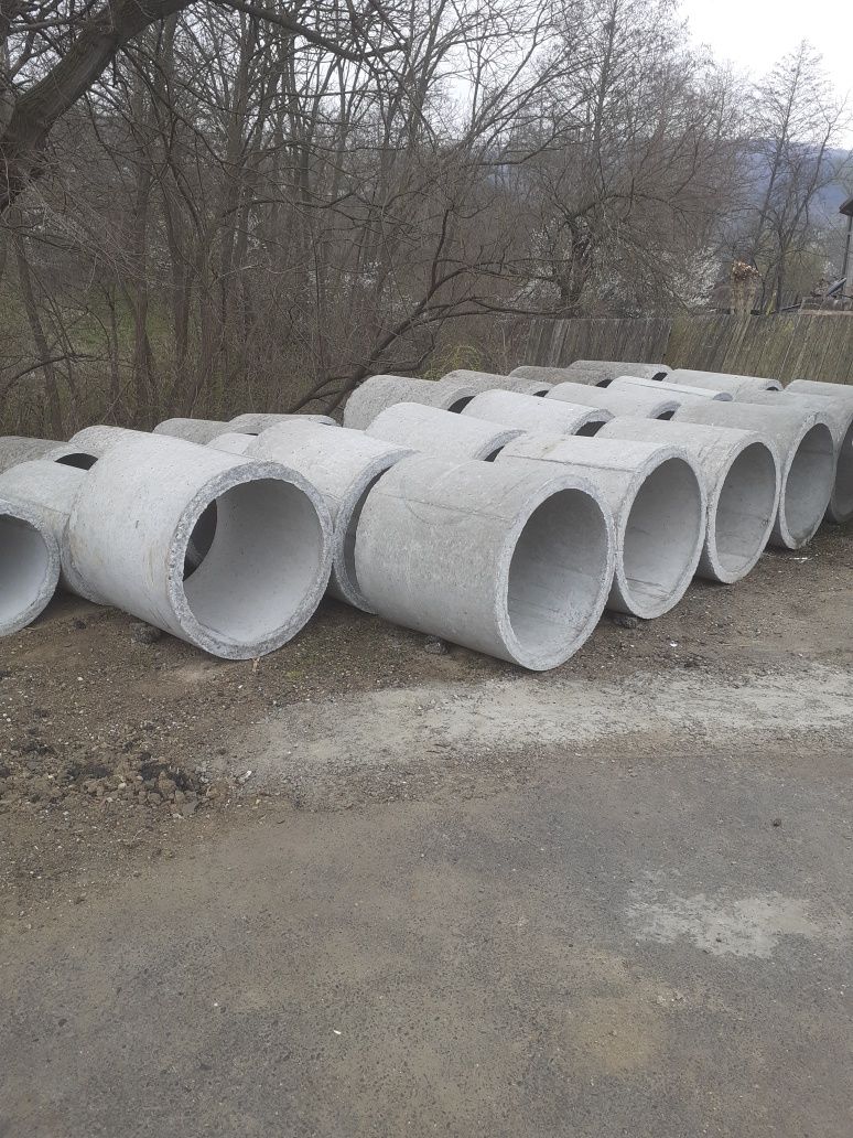 Tuburi de beton fântâni