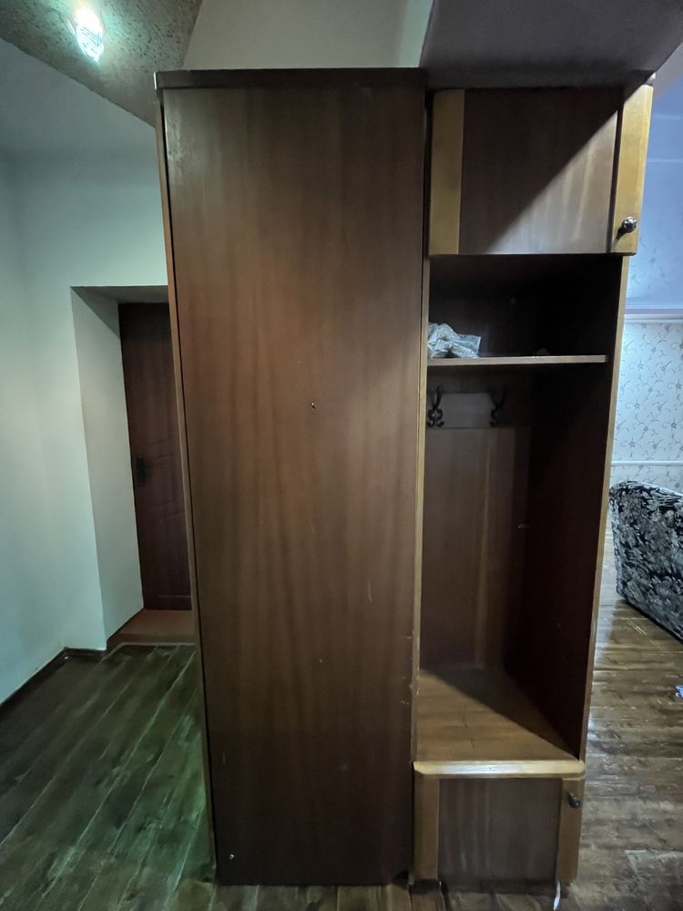 Продам прихожую
