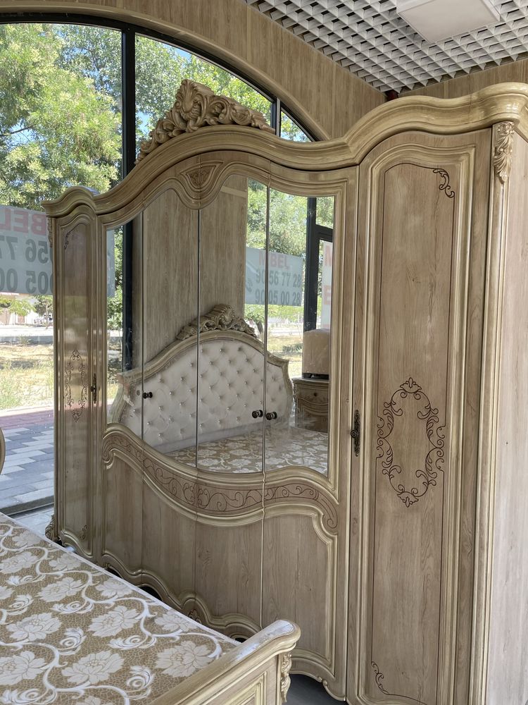 Spalniy ganitur kamplekt