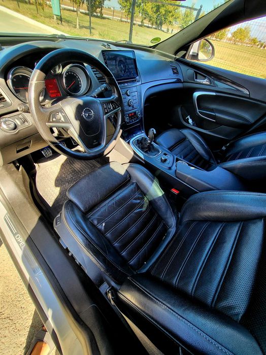 Opel Insignia 2.0 OPC Line