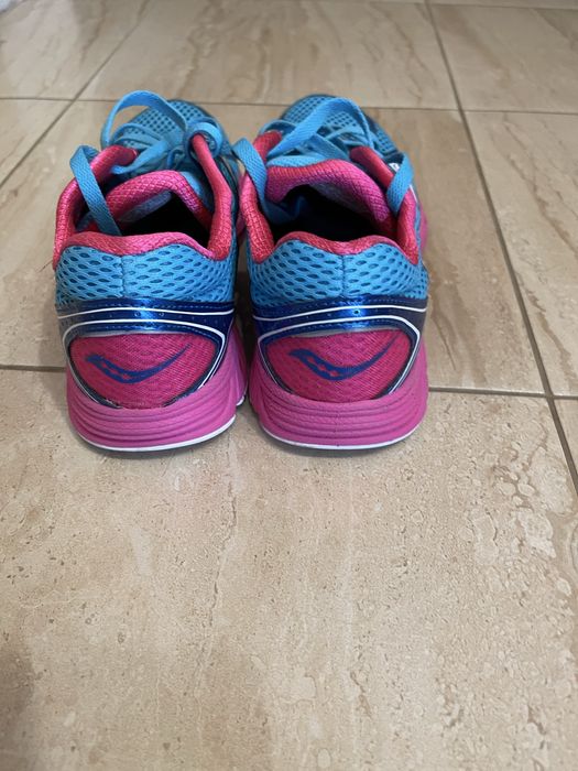 Дамски маратонки Saucony, размер 40.5