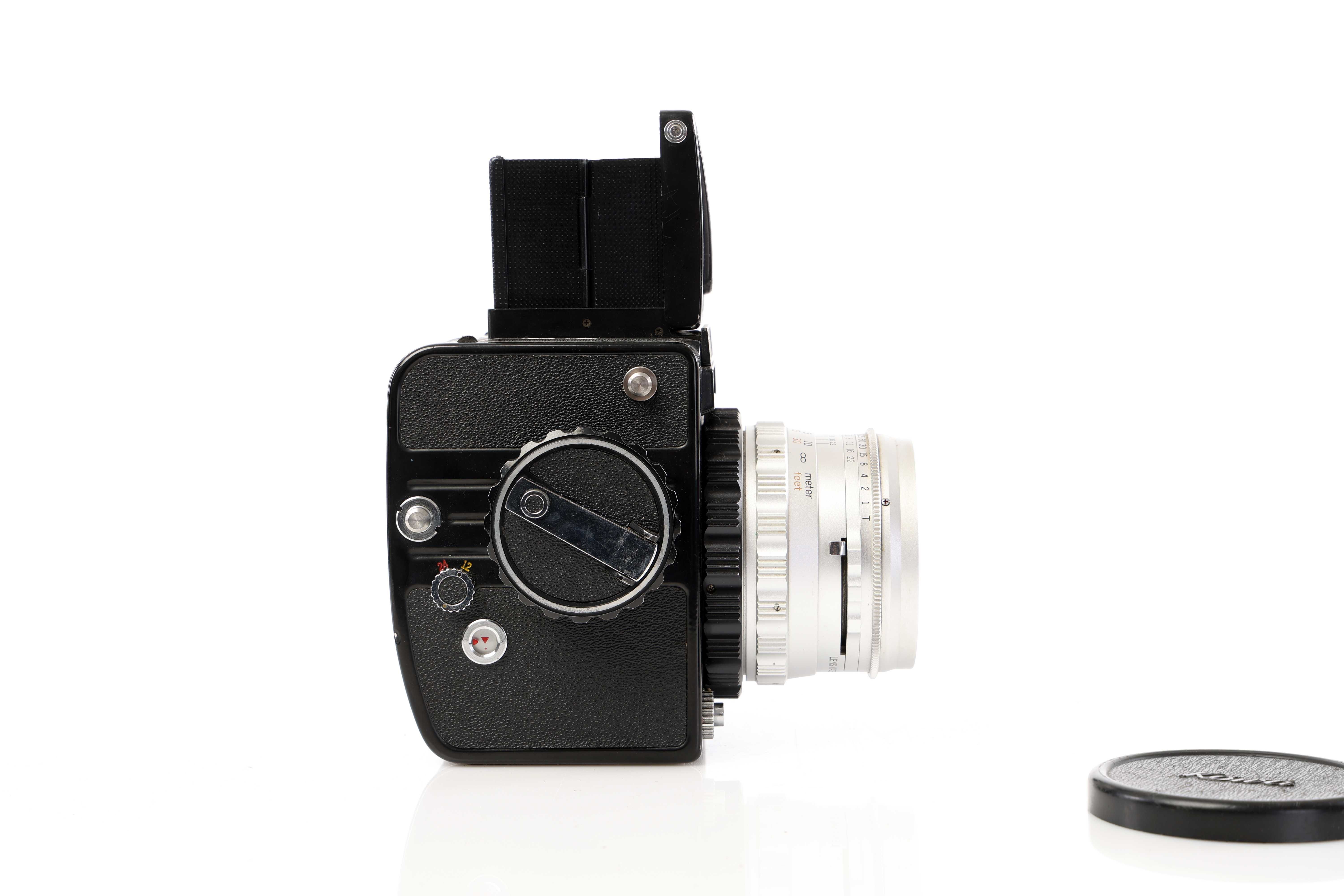 Средноформатен японски фотоапарат KOWA Six 6x6 и два обектива