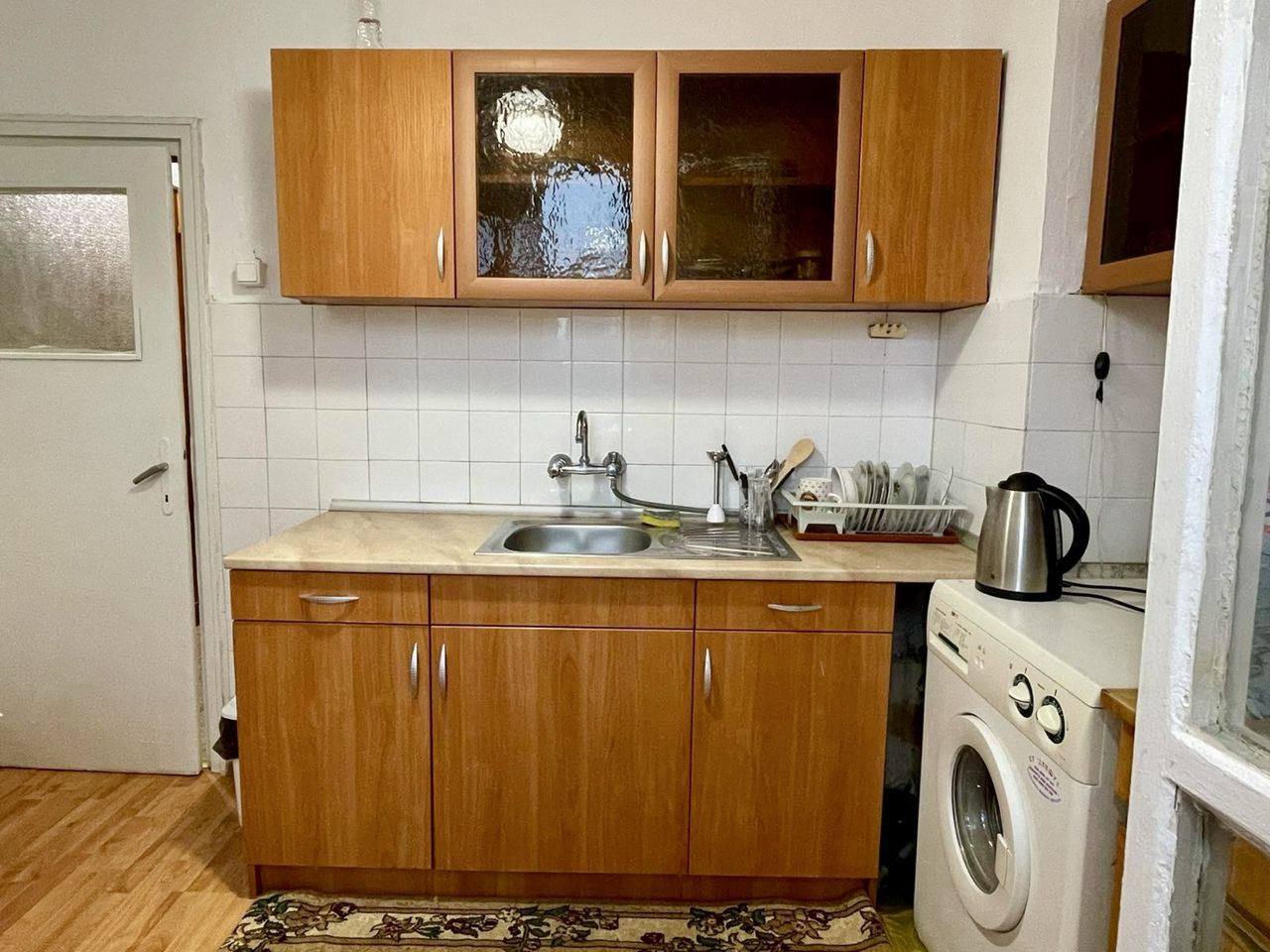 Продава се Тристаен апартамент в Добрич, Център - 65 кв.м за 903 €/кв.м - Снимка #8