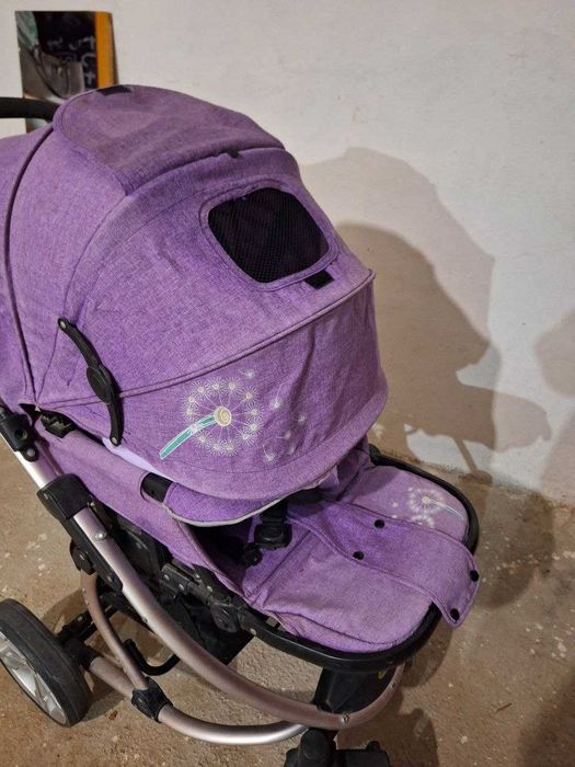 Bolalar kolyaskasi sotiladi, holati yaxshi.