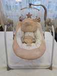 Детска електрическа люлка на Chipolino Electrical baby swing