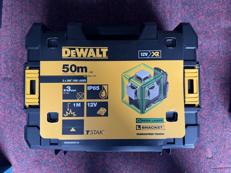 2000 RON Laser Dewalt Profesional 3 Linii lumina Verde DCE089D1G