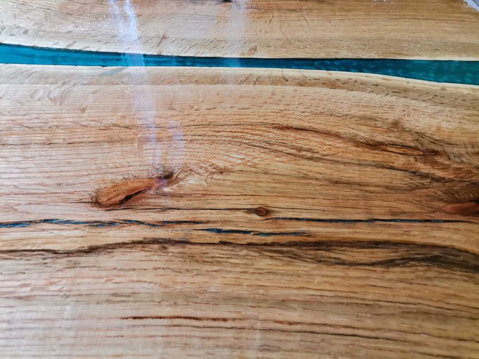 Плот изработен от червен дъб и епоксидна смола