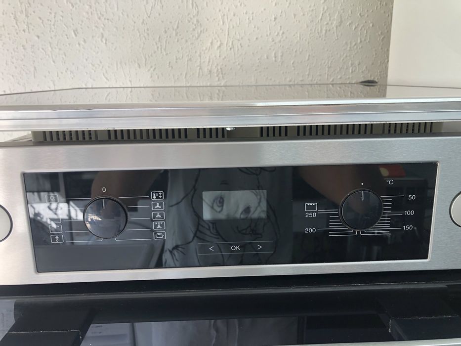 Фурна с идукционни котлони Miele за вграждане