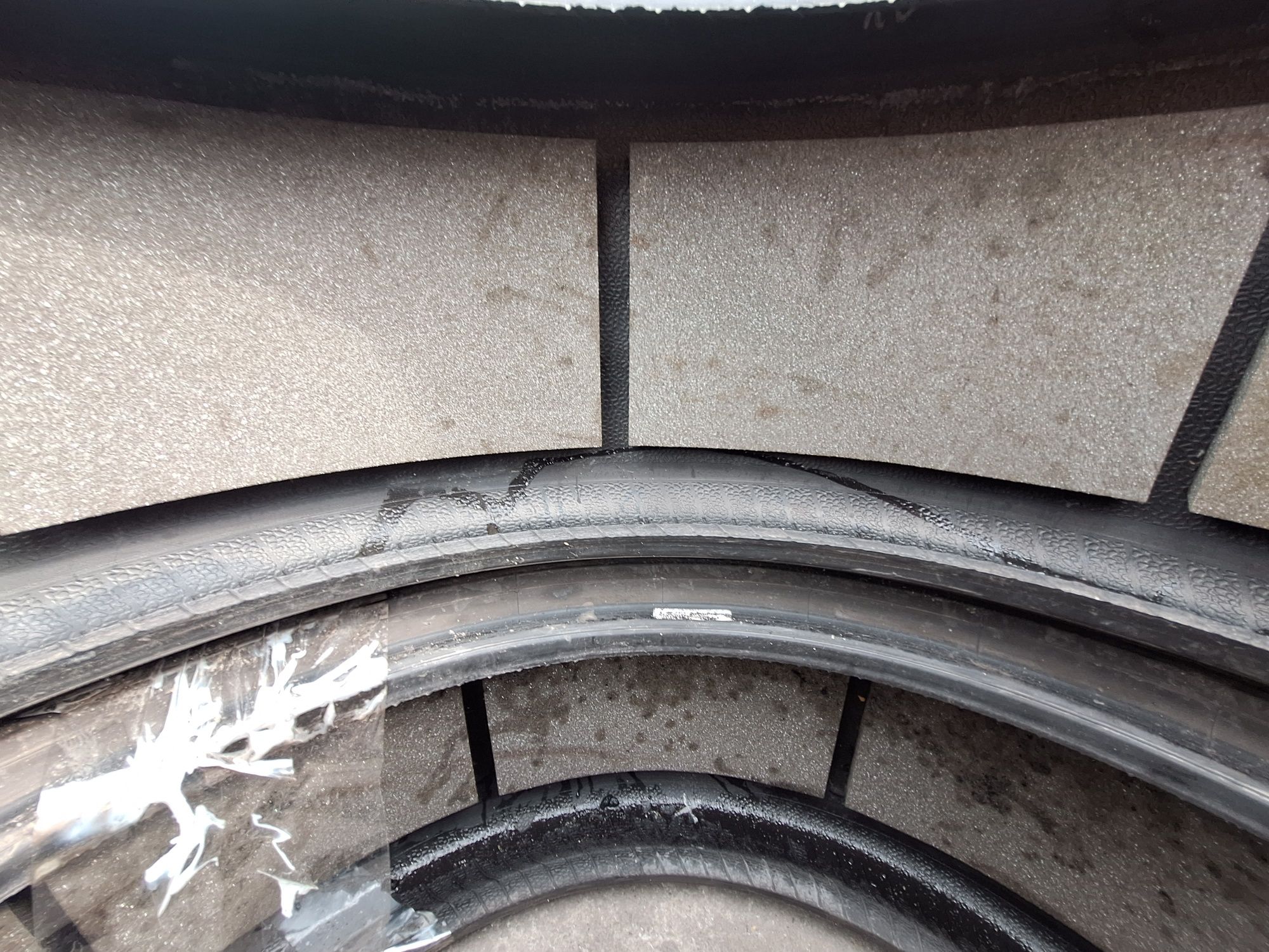 2 anvelope vara 255/40r21 Pirelli dot 2021 Montaj Gratuit