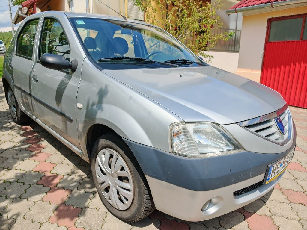 Vând urgent Dacia Logan 1.4 MPI